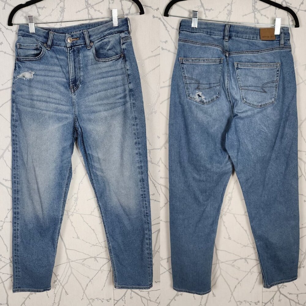 American Eagle Light Wash Distressed High Rise Curvy Mom Jeans